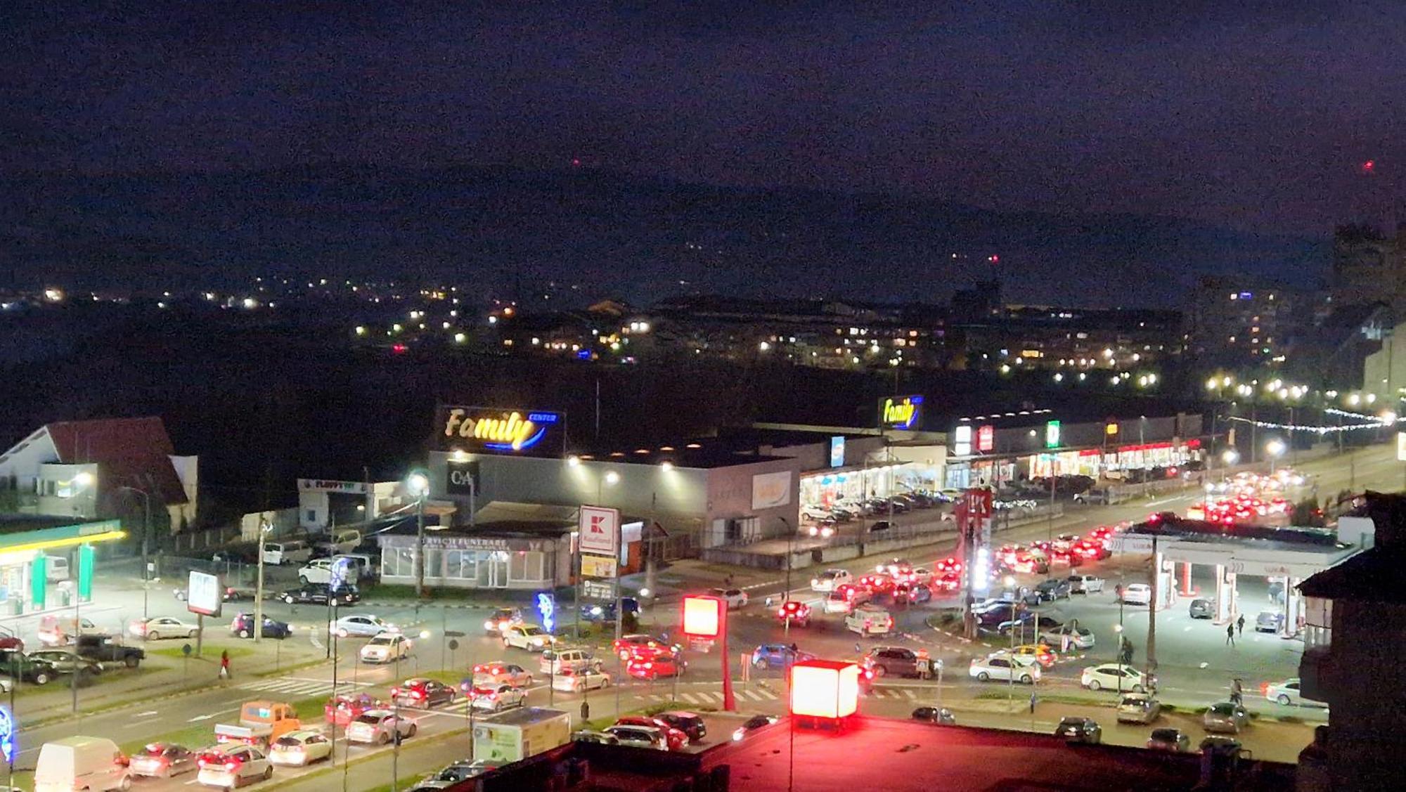 Central Modern View Ap Râmnicu Vâlcea Zewnętrze zdjęcie